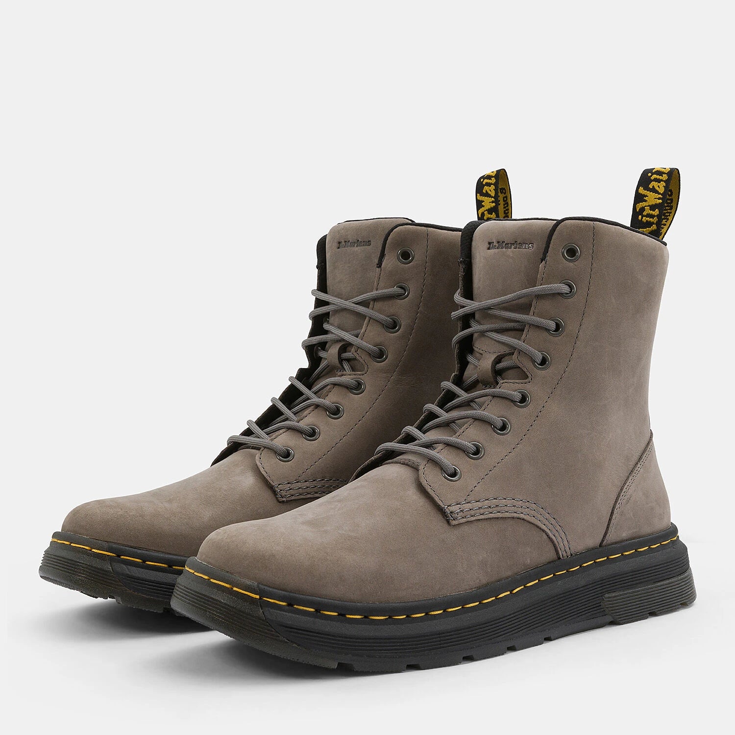 Dr. Martens Crewson Chukka