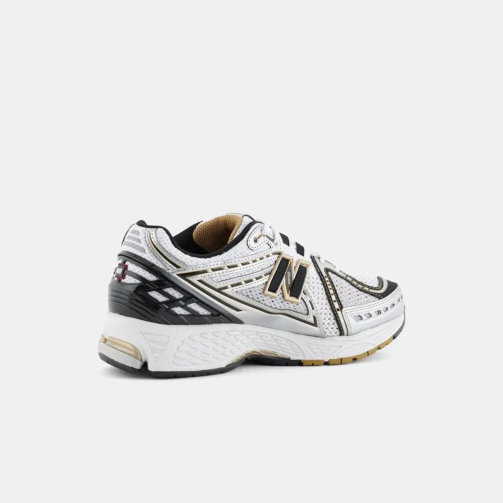 New Balance 1906R