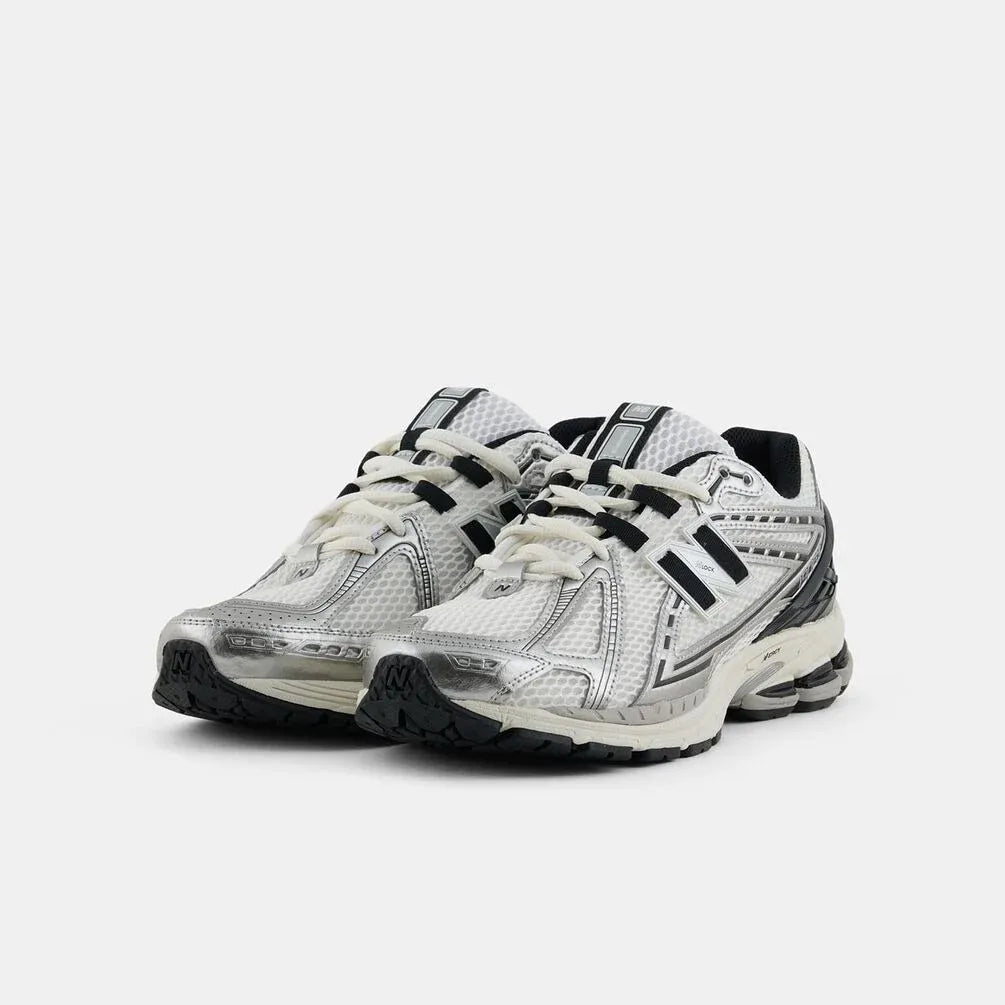 New Balance 1906R